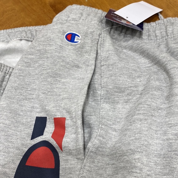 NWT.  Champion, men’s size 4X, shorts. - Picture 6 of 10